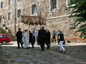 Kirchweih- und Johannifest (Foto: Karl-Franz Thiede)